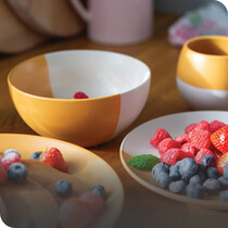 Plates & Bowls