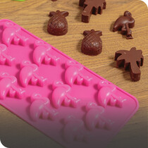 Ice Cubes & Ice Cube Trays