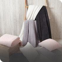 Plain Throws