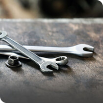 Wrenches, Spanners & Sockets