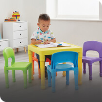 Kids Table and Chairs